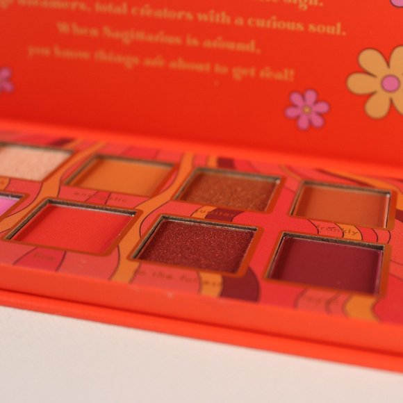 REVOLUTION | Sagittarius Horoscope | Eyeshadow Palette - Picture 7 of 8